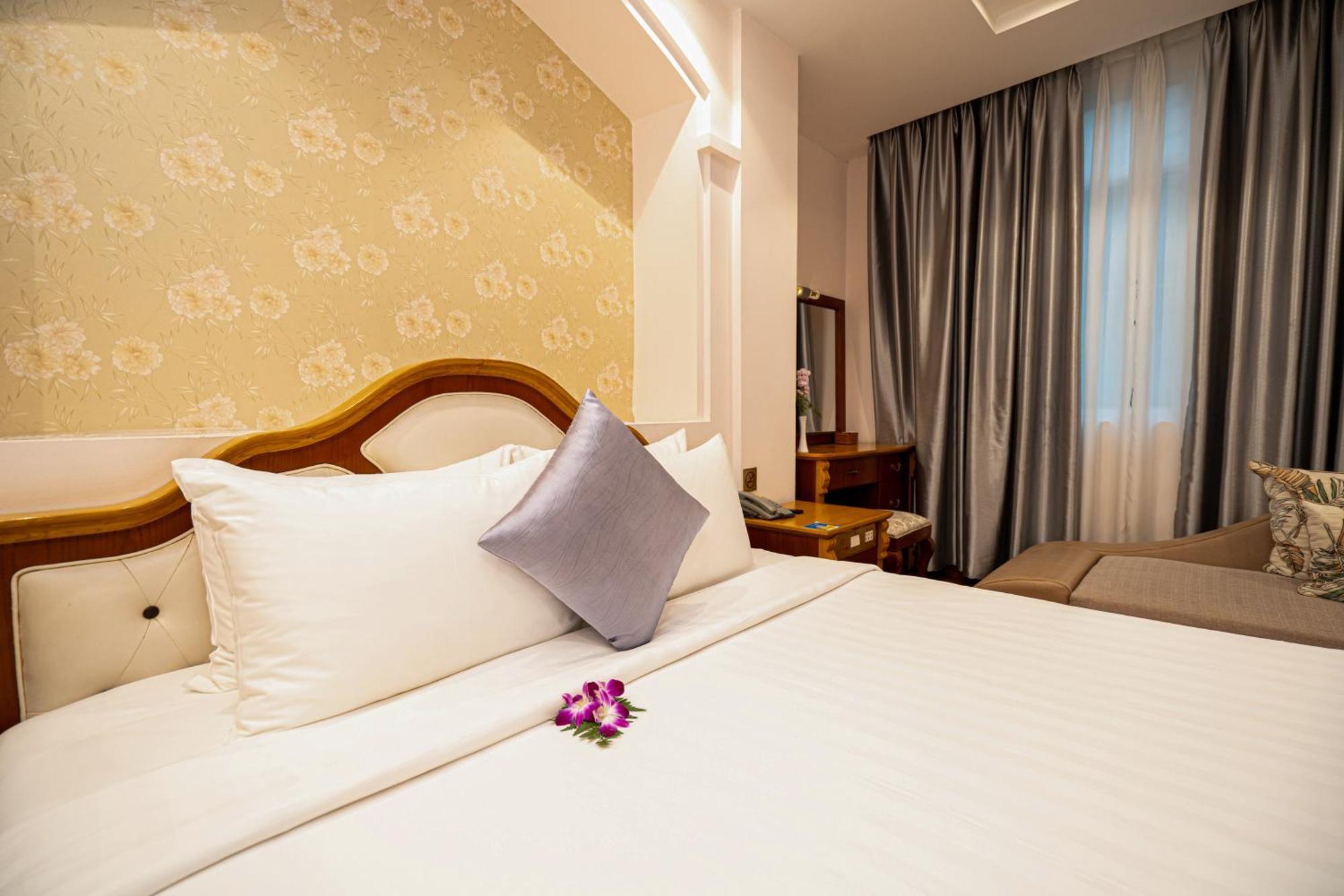 Cap Town Hotel Хошимин Экстерьер фото
